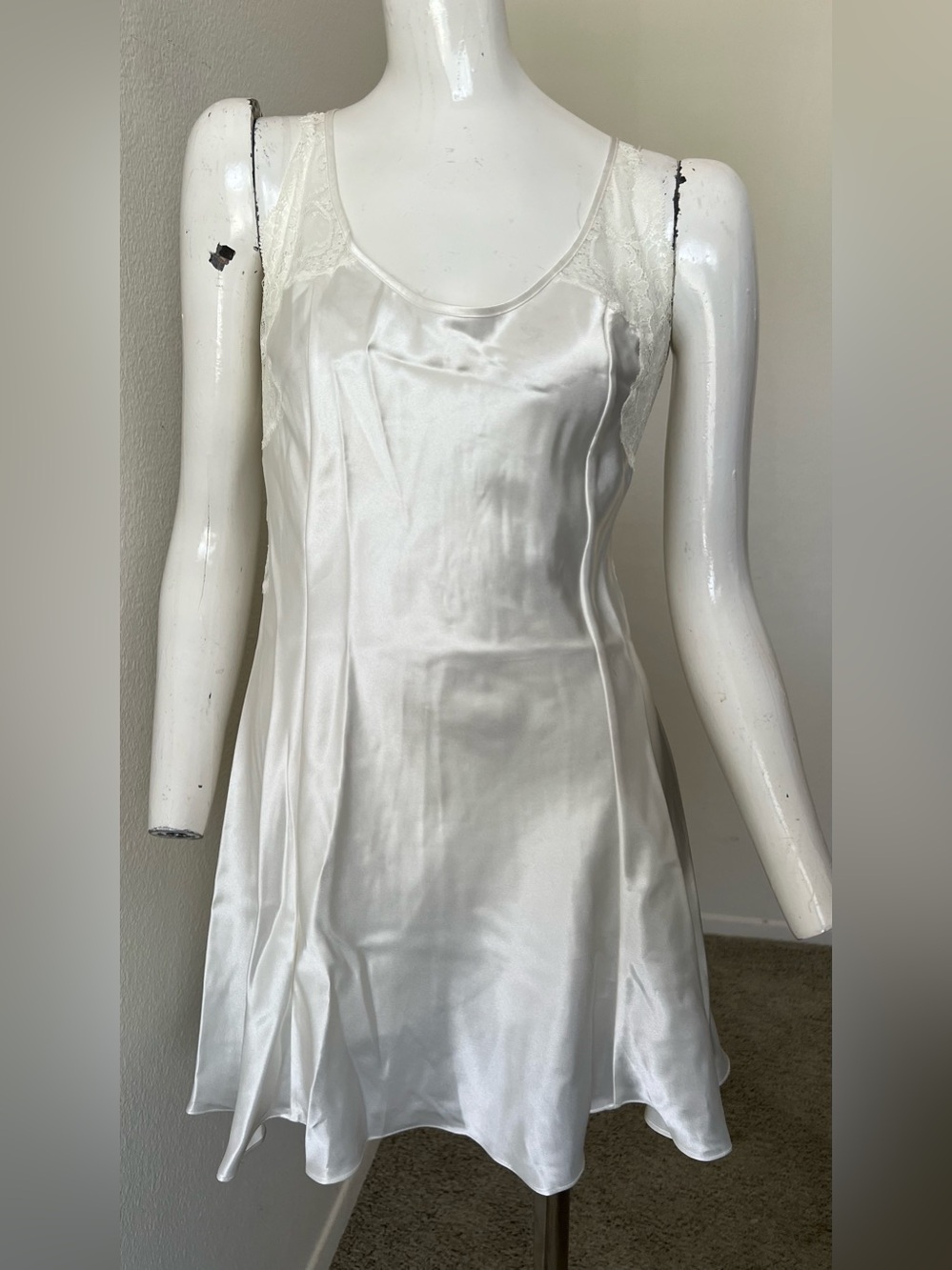 Y2K VICTORIA'S SECRET Feb 2000 Satin Slip Ivory with lace details- NEW!